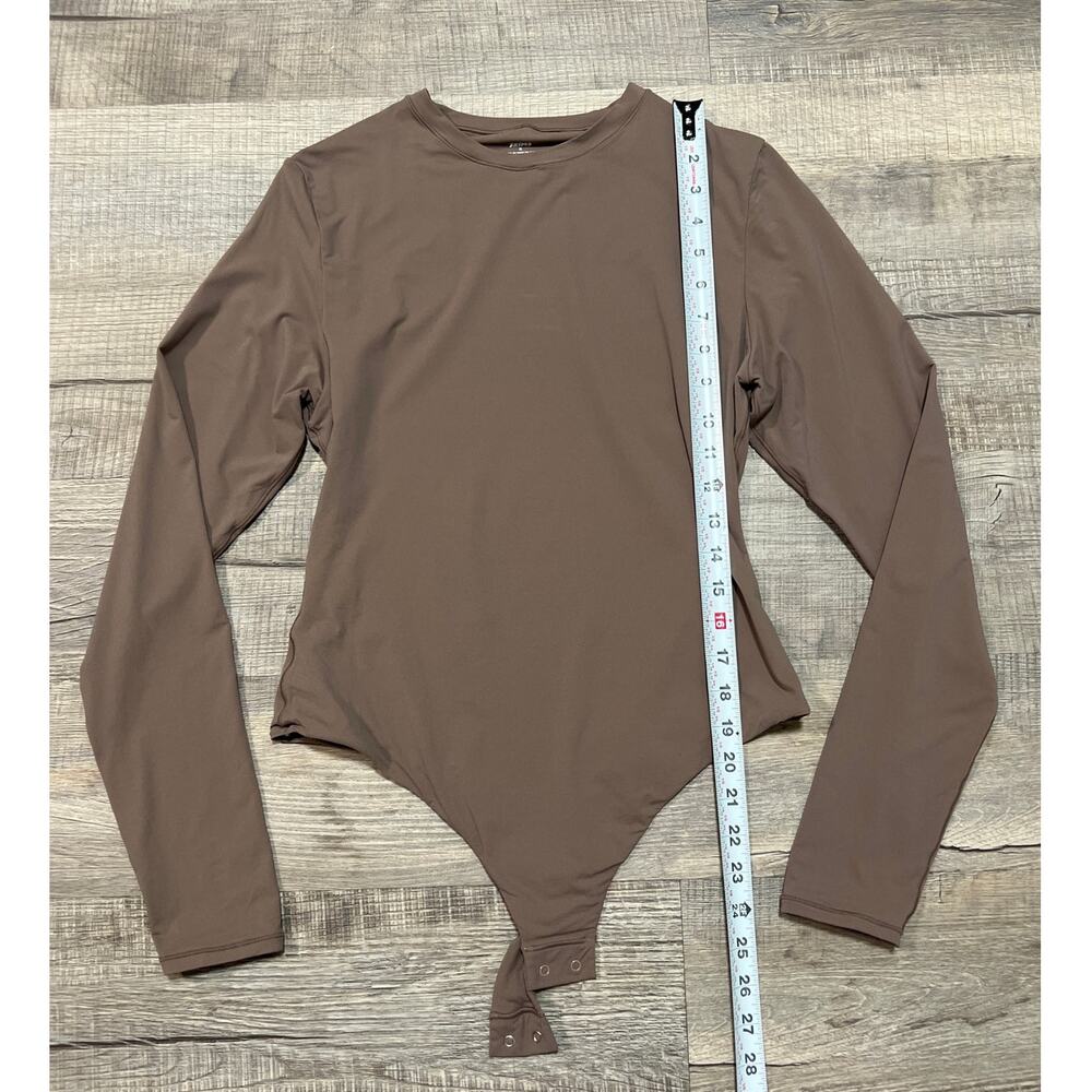 SKIMS XL Bodysuit Long Sleeve Crew Neck Nylon Brown Neutral Minimalist Classic - Picture 6 of 6
